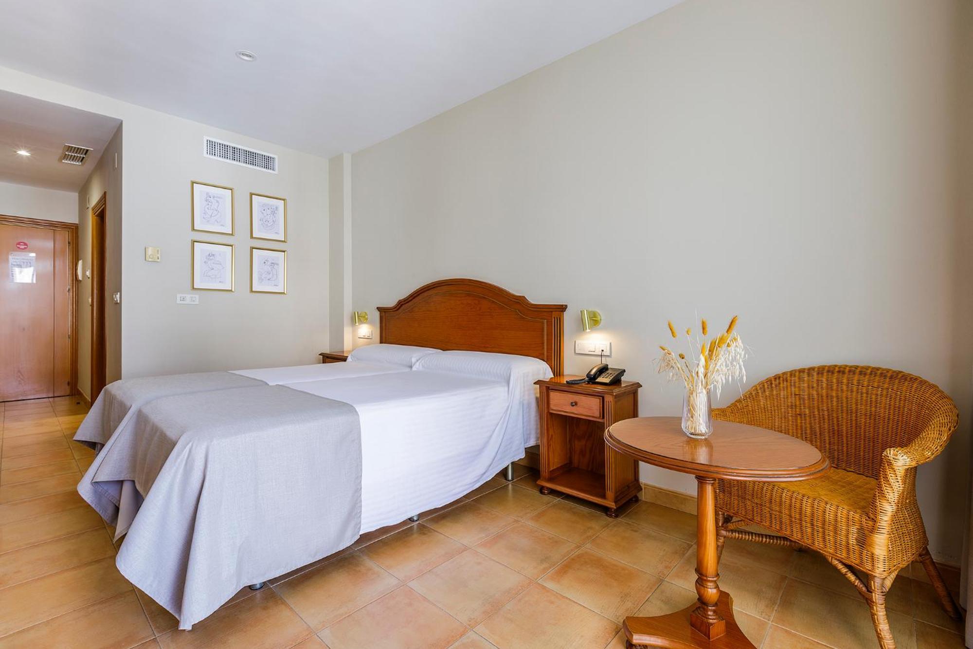 Hotel Almijara - Mares ラ・エラドゥーラ エクステリア 写真